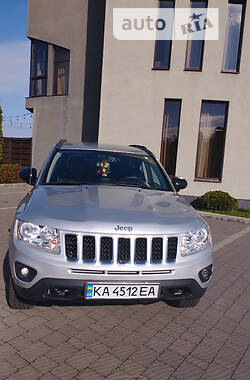 Внедорожник / Кроссовер Jeep Compass 2012 в Стрые