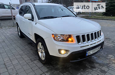 Позашляховик / Кросовер Jeep Compass 2016 в 