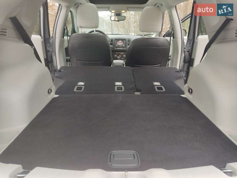 Позашляховик / Кросовер Jeep Compass 2017 в Києві фото 53 Позашляховик / Кросовер Jeep Compass 2017 в Києві