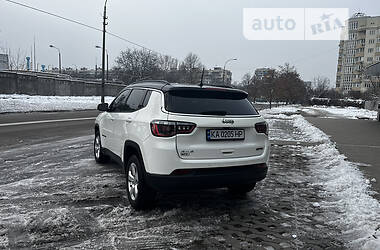 Внедорожник / Кроссовер Jeep Compass 2019 в Киеве