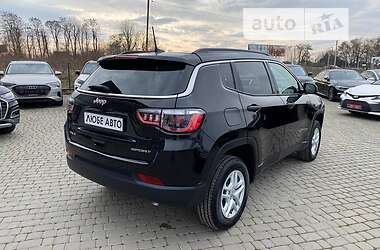 Внедорожник / Кроссовер Jeep Compass 2020 в 