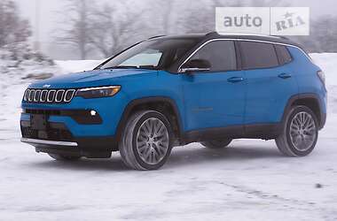 Внедорожник / Кроссовер Jeep Compass 2022 в 