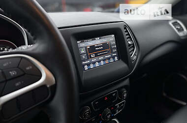 Внедорожник / Кроссовер Jeep Compass 2018 в Киеве