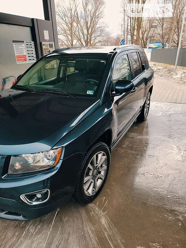 Внедорожник / Кроссовер Jeep Compass 2013 в Львове