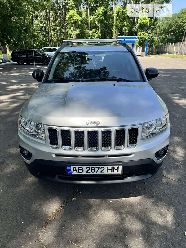 Позашляховик / Кросовер Jeep Compass 2013 в Теплику