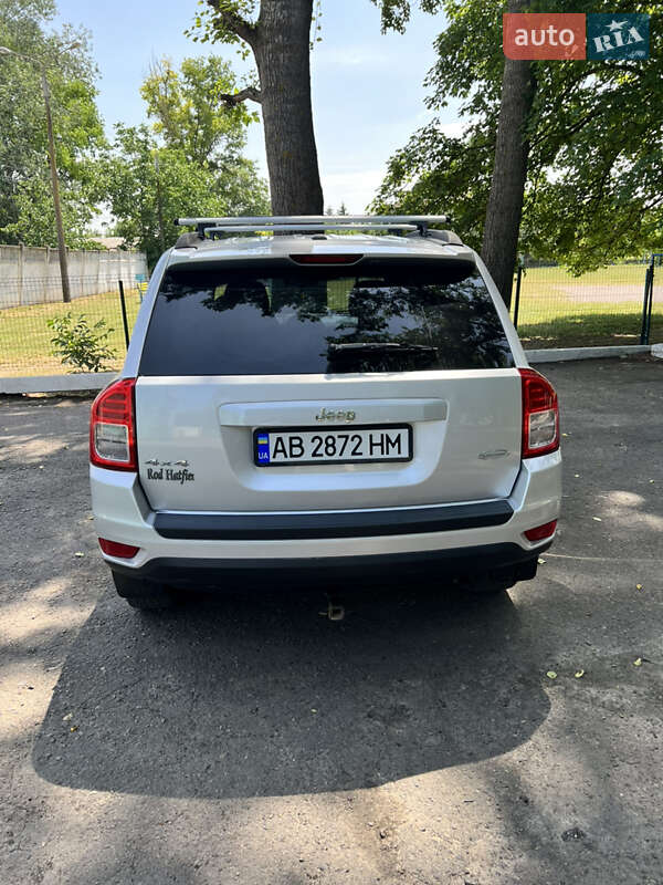 Внедорожник / Кроссовер Jeep Compass 2013 в Теплике