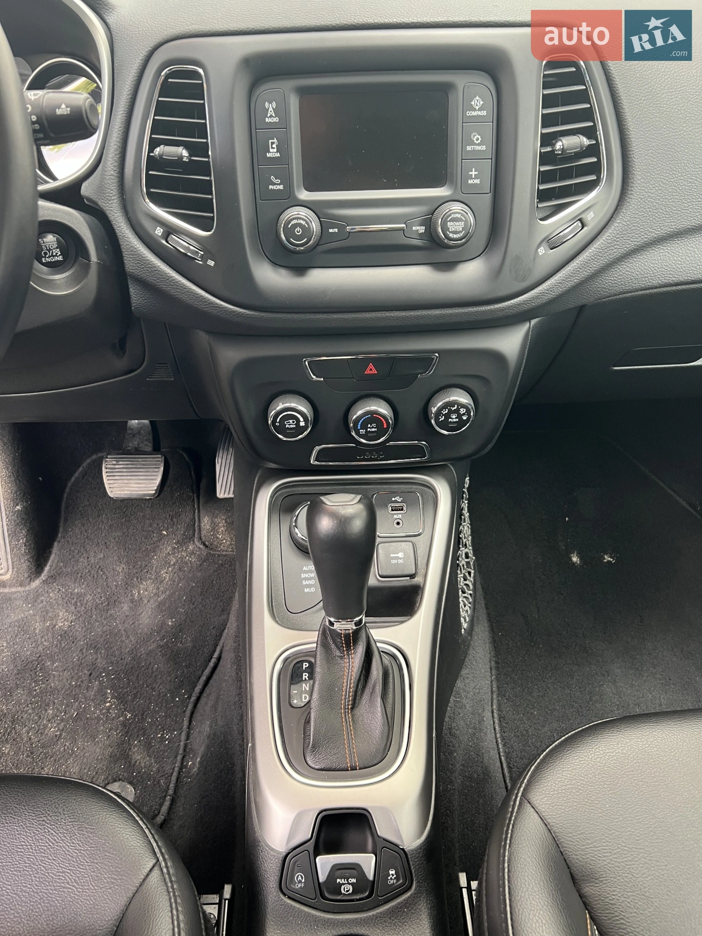 2017 Jeep Compass - мініатюра 15