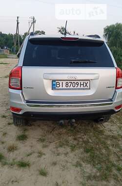 Внедорожник / Кроссовер Jeep Compass 2011 в 