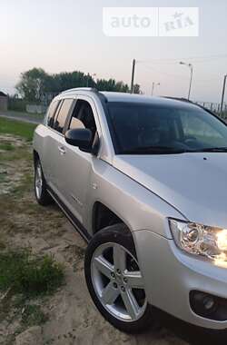 Внедорожник / Кроссовер Jeep Compass 2011 в 