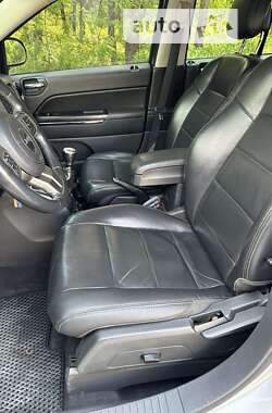 Внедорожник / Кроссовер Jeep Compass 2011 в 