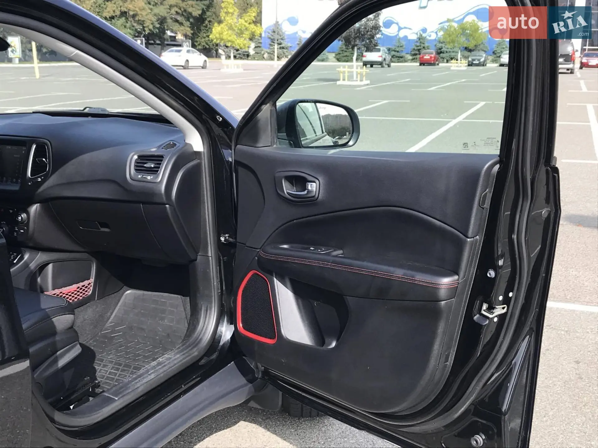 2018 Jeep Compass - мініатюра 26