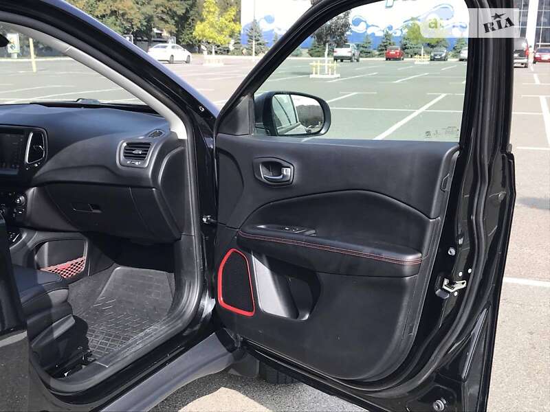 Позашляховик / Кросовер Jeep Compass 2018 в Києві