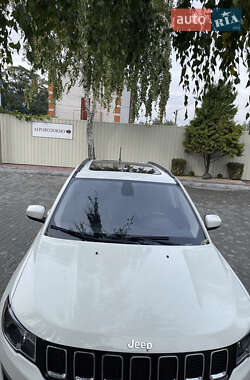 Внедорожник / Кроссовер Jeep Compass 2017 в Кременчуге
