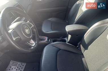 Внедорожник / Кроссовер Jeep Compass 2020 в 