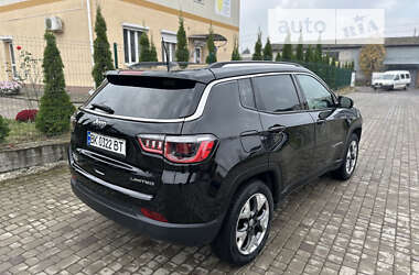 Позашляховик / Кросовер Jeep Compass 2017 в Рівному