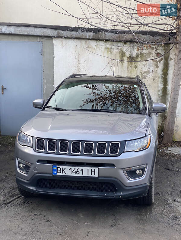 Внедорожник / Кроссовер Jeep Compass 2018 в Ровно
