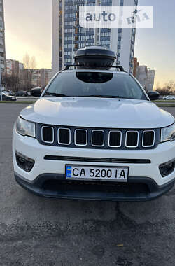 Внедорожник / Кроссовер Jeep Compass 2017 в Черкассах