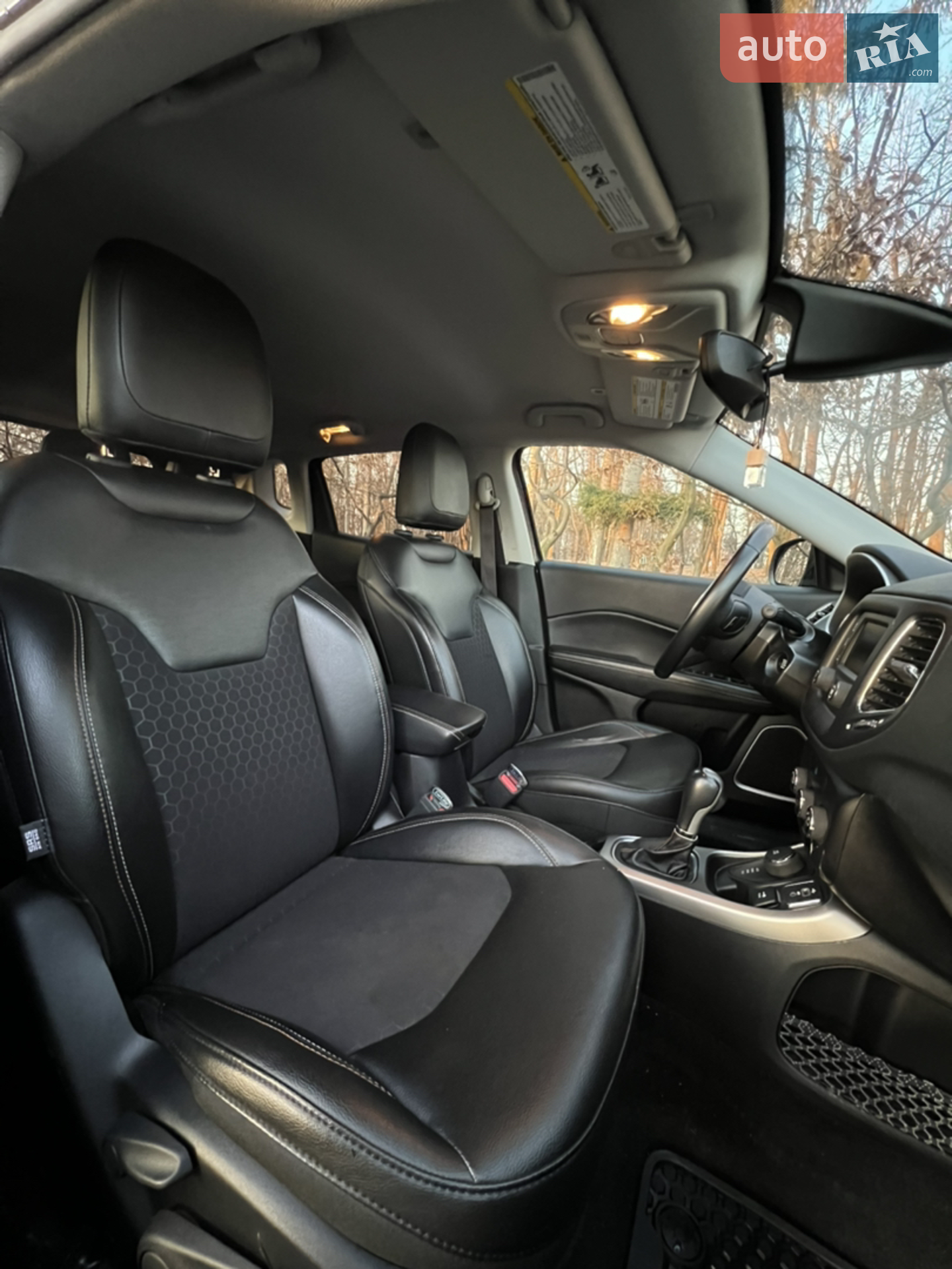2018 Jeep Compass - мініатюра 31