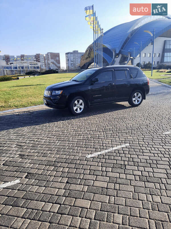 Позашляховик / Кросовер Jeep Compass 2013 в Южному