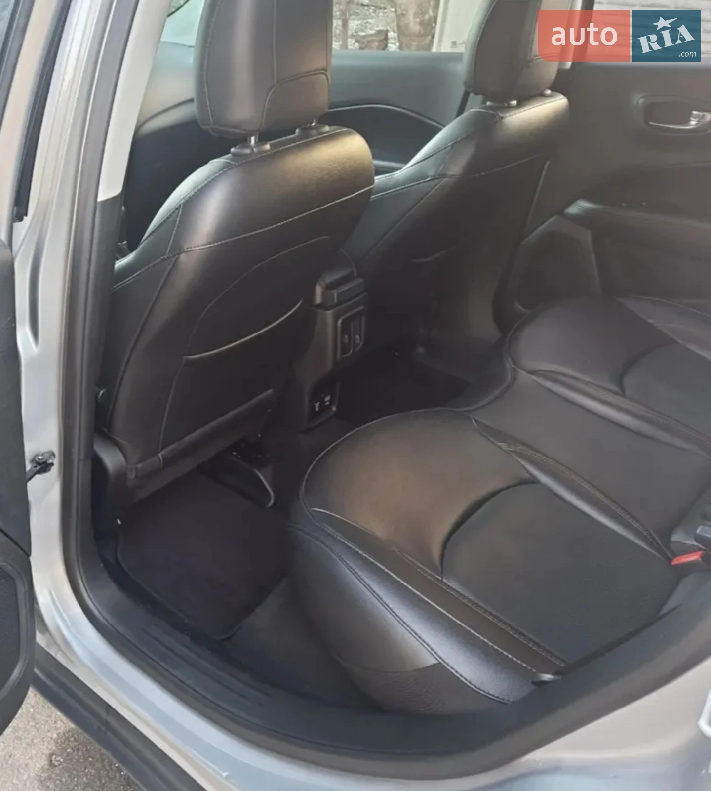 2018 Jeep Compass - мініатюра 8