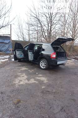 Внедорожник / Кроссовер Jeep Compass 2011 в Покровске