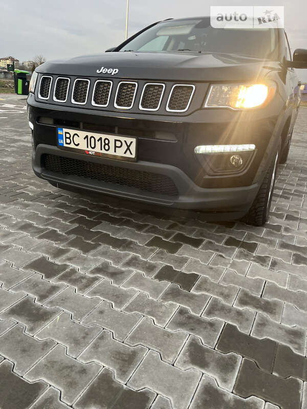 Внедорожник / Кроссовер Jeep Compass 2019 в Стрые