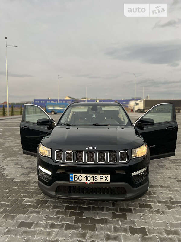 Внедорожник / Кроссовер Jeep Compass 2019 в Стрые