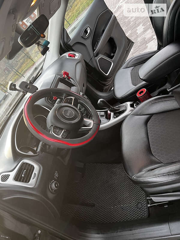 Внедорожник / Кроссовер Jeep Compass 2019 в Стрые