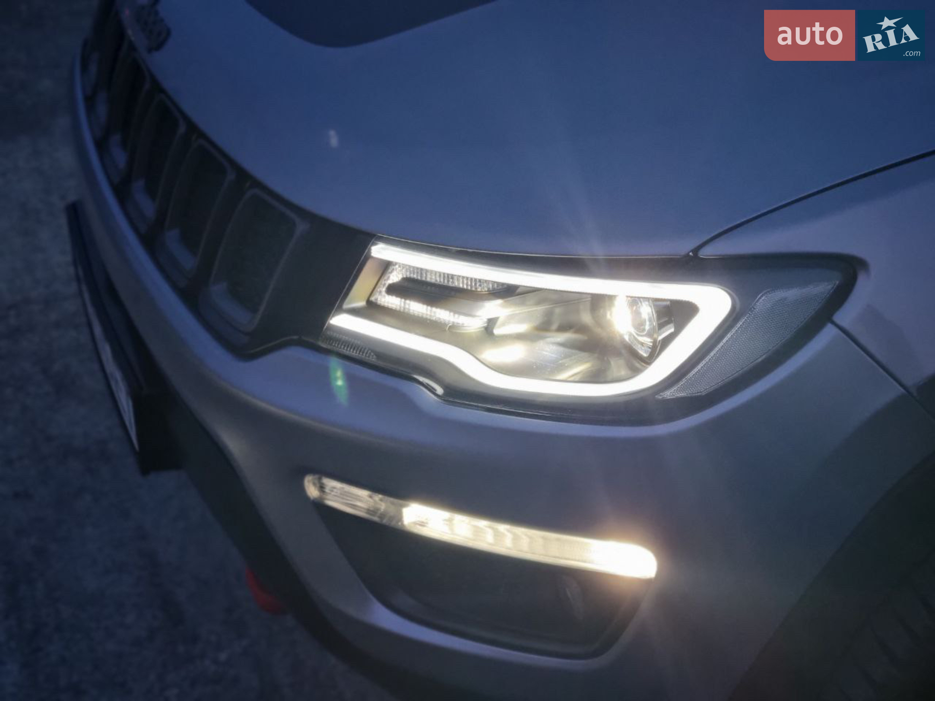 2019 Jeep Compass - мініатюра 16
