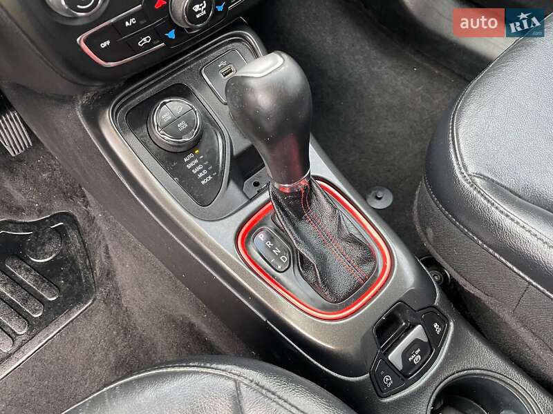 Внедорожник / Кроссовер Jeep Compass 2017 в Львове
