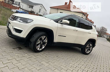 Внедорожник / Кроссовер Jeep Compass 2017 в Киеве