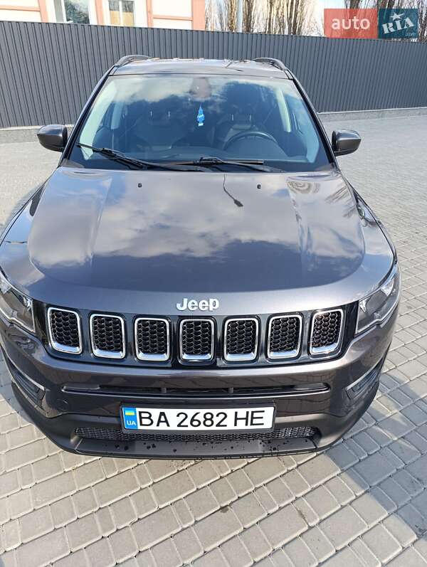 Позашляховик / Кросовер Jeep Compass 2017 в Кропивницькому