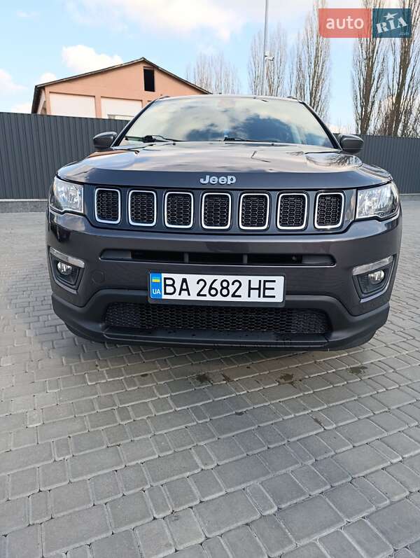 Позашляховик / Кросовер Jeep Compass 2017 в Кропивницькому