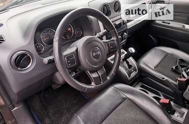 Внедорожник / Кроссовер Jeep Compass 2013 в Сумах