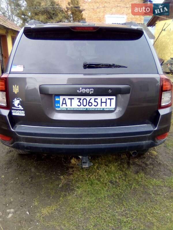Внедорожник / Кроссовер Jeep Compass 2015 в Тлумаче