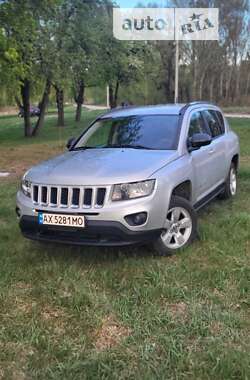 Внедорожник / Кроссовер Jeep Compass 2013 в Харькове