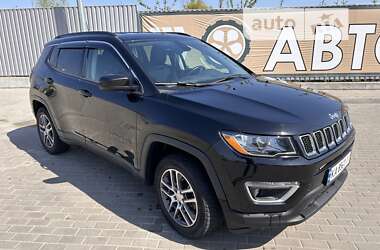 Внедорожник / Кроссовер Jeep Compass 2017 в Киеве