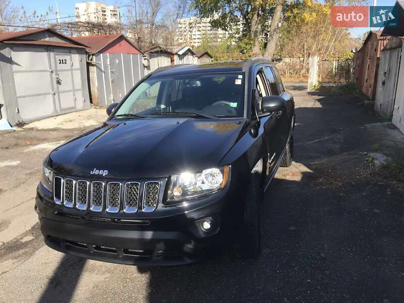 Внедорожник / Кроссовер Jeep Compass 2016 в Черкассах
