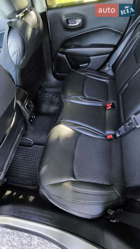 Позашляховик / Кросовер Jeep Compass 2017 в Черкасах