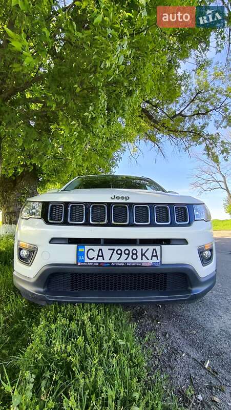 Позашляховик / Кросовер Jeep Compass 2017 в Черкасах
