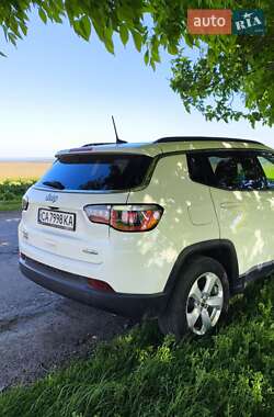 Внедорожник / Кроссовер Jeep Compass 2017 в 