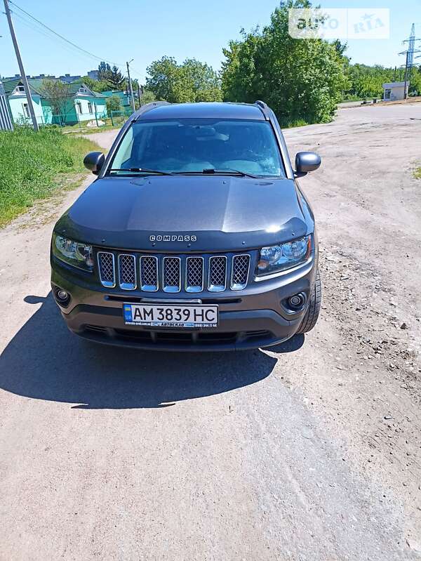 Внедорожник / Кроссовер Jeep Compass 2016 в Житомире