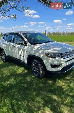 Внедорожник / Кроссовер Jeep Compass 2017 в Кагарлыке