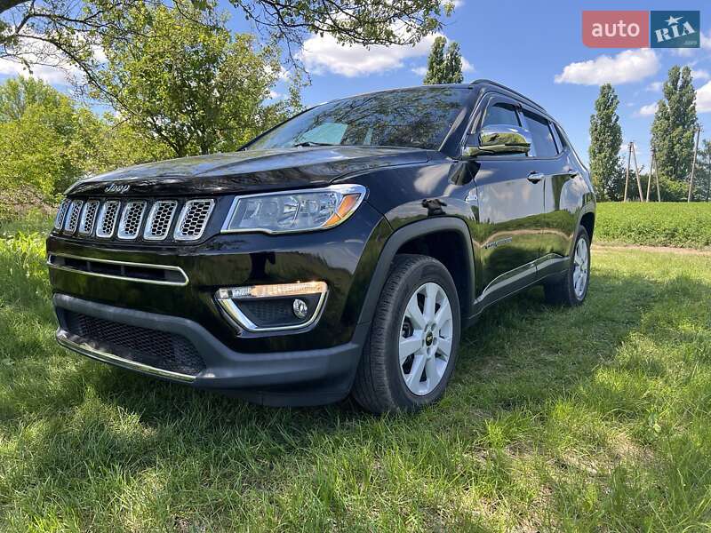 Внедорожник / Кроссовер Jeep Compass 2017 в Кагарлыке