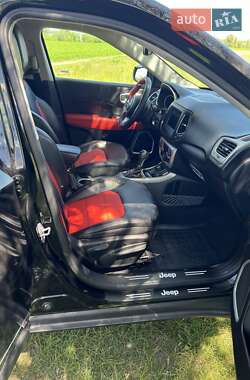 Внедорожник / Кроссовер Jeep Compass 2017 в Кагарлыке