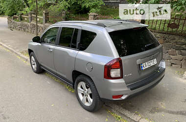 Внедорожник / Кроссовер Jeep Compass 2015 в Киеве