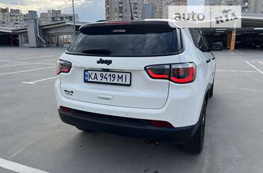 Внедорожник / Кроссовер Jeep Compass 2019 в Киеве