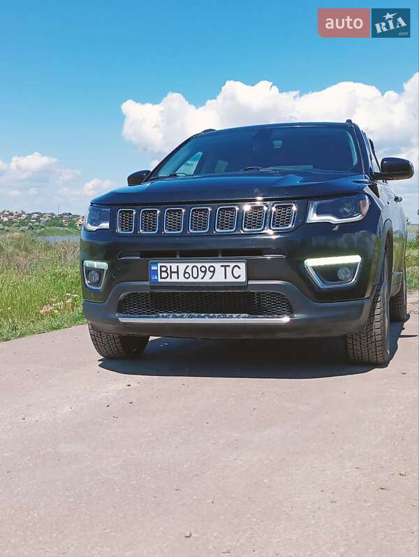 Внедорожник / Кроссовер Jeep Compass 2018 в Кривом Роге
