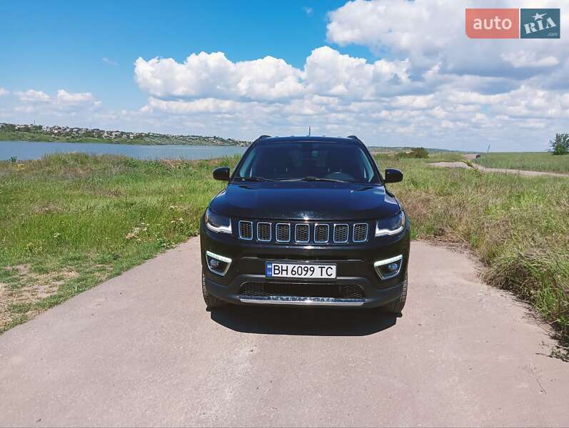 Внедорожник / Кроссовер Jeep Compass 2018 в Кривом Роге