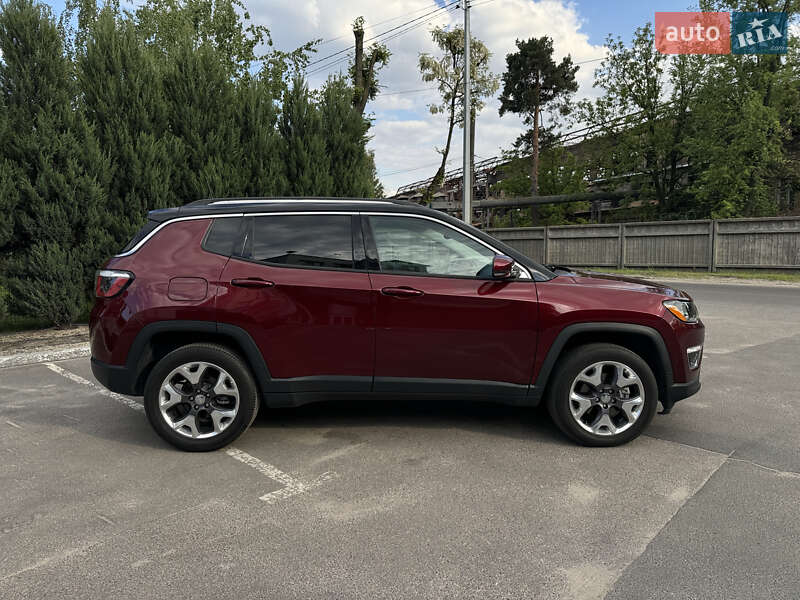 Внедорожник / Кроссовер Jeep Compass 2020 в Киеве